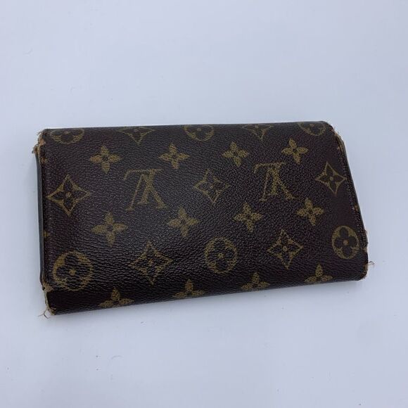 💥AUTHENTIC💥 Louis Vuitton Monogram Sarah Wallet - Picture 2 of 10
